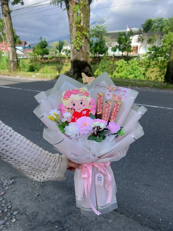 Cupid Bouquet Silverqueen